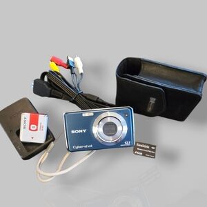 Sony Cyber-shot Blue Digital Camera Bundle
